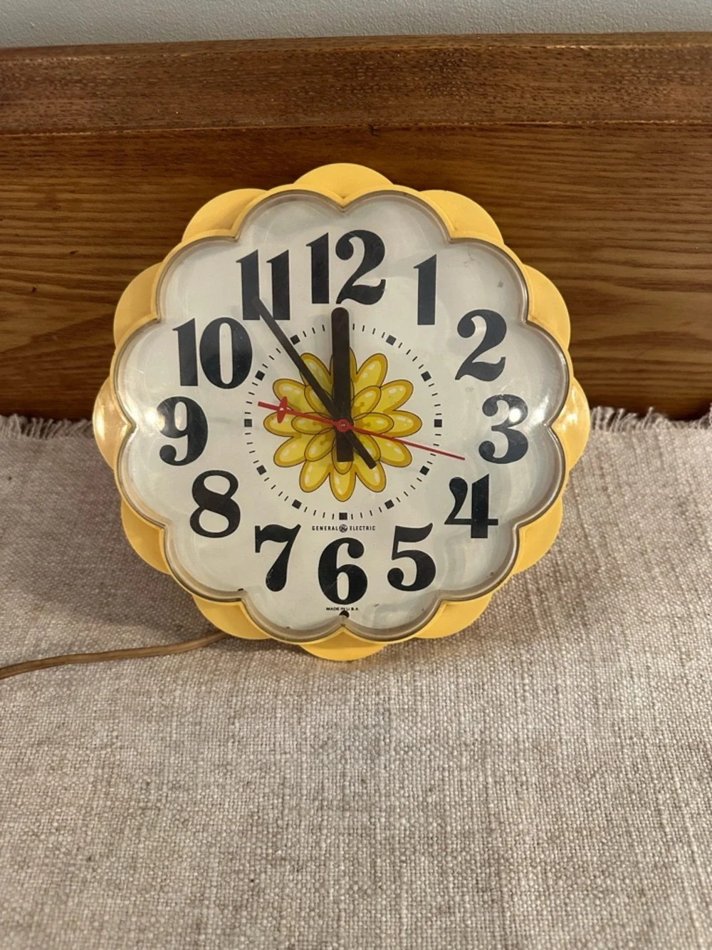 Vintage MCM Yellow Flower Wall Clock by General Electric GE